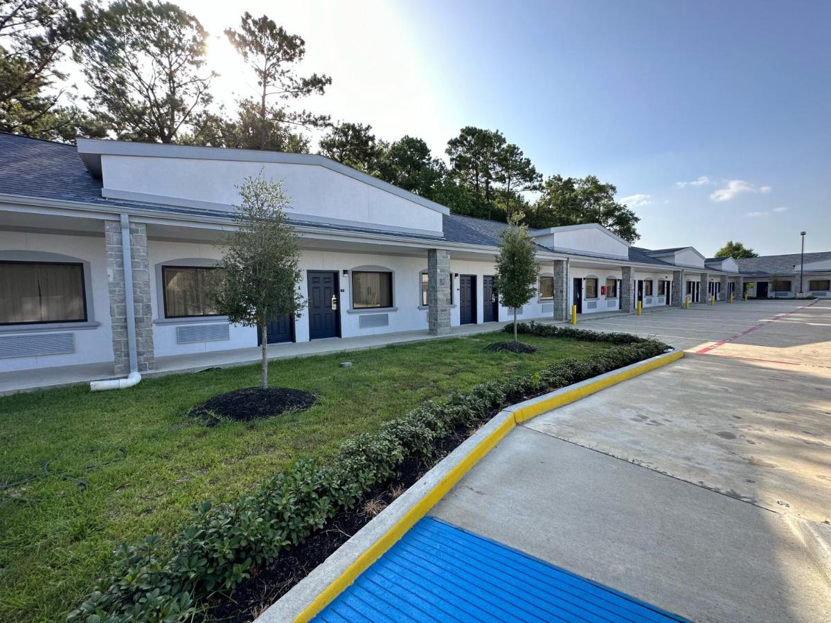 Crosby Travel Lodge And Rv Park Exterior photo